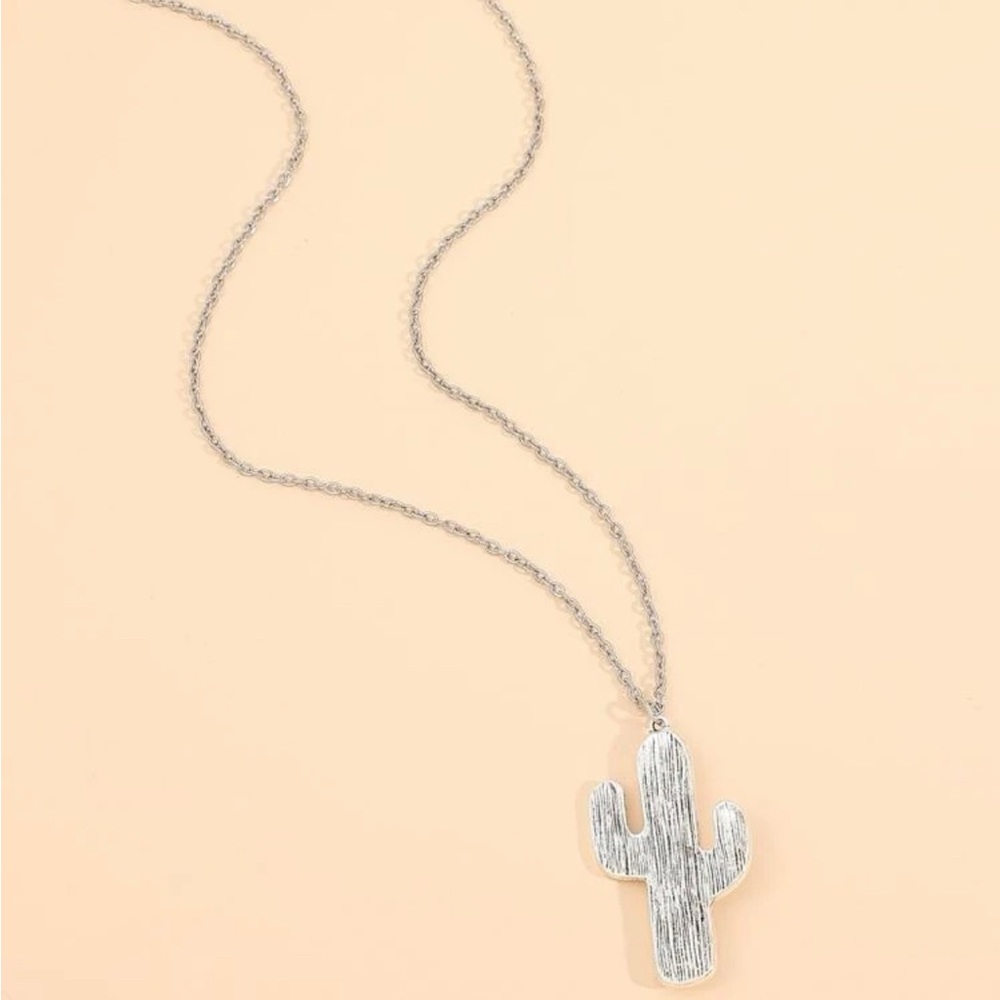 Turquoise Cactus Necklace - L 18.1-20.1 - Picture 2 of 3